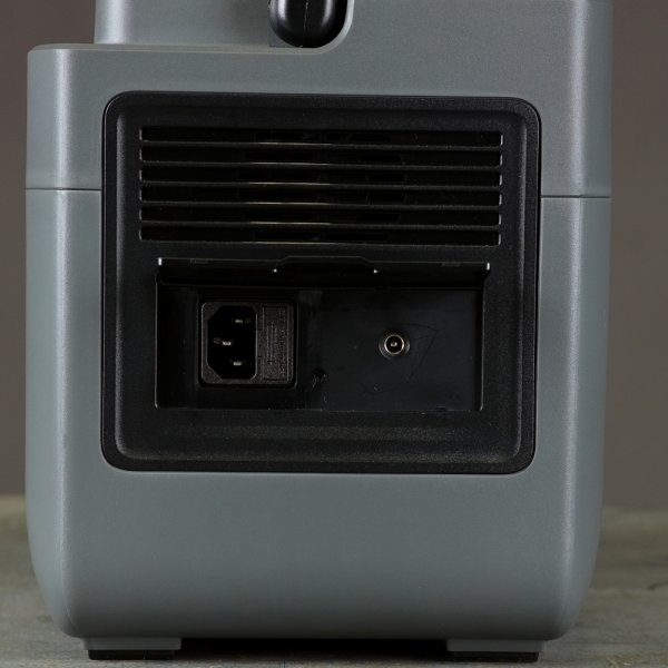 Портативная электростанция FUBAG AS 1200i (аккумулятор LiFePO4) в Благовещенске фото