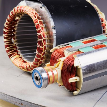 FUBAG Бензиновый генератор (трехфазный) с электростартером и коннектором автоматики BS 8000 DA ES в Благовещенске фото