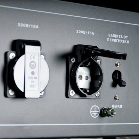 Бензиновый генератор FUBAG BS 3300 A ES с электростартером и коннектором автоматики в Благовещенске фото